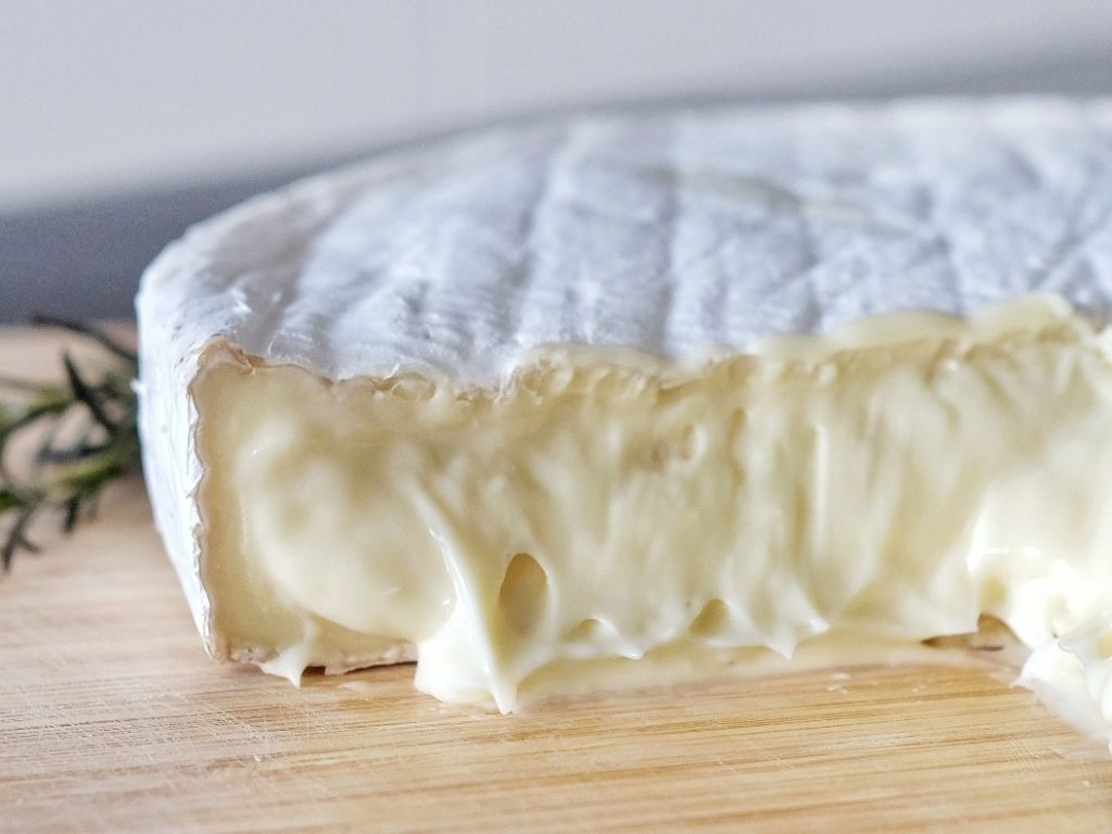 Grand Fleuri soft cheese past its best before date