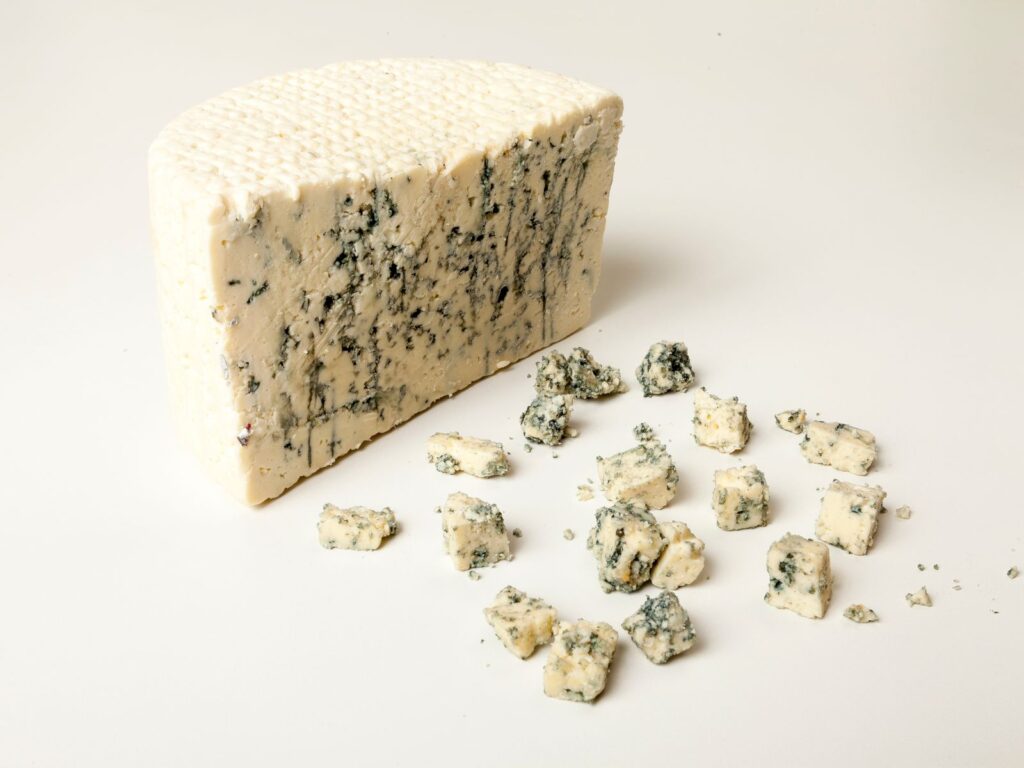 Gorgonzola Piccante blue cheese