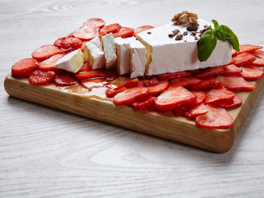 Soft Cheese & Strawberries