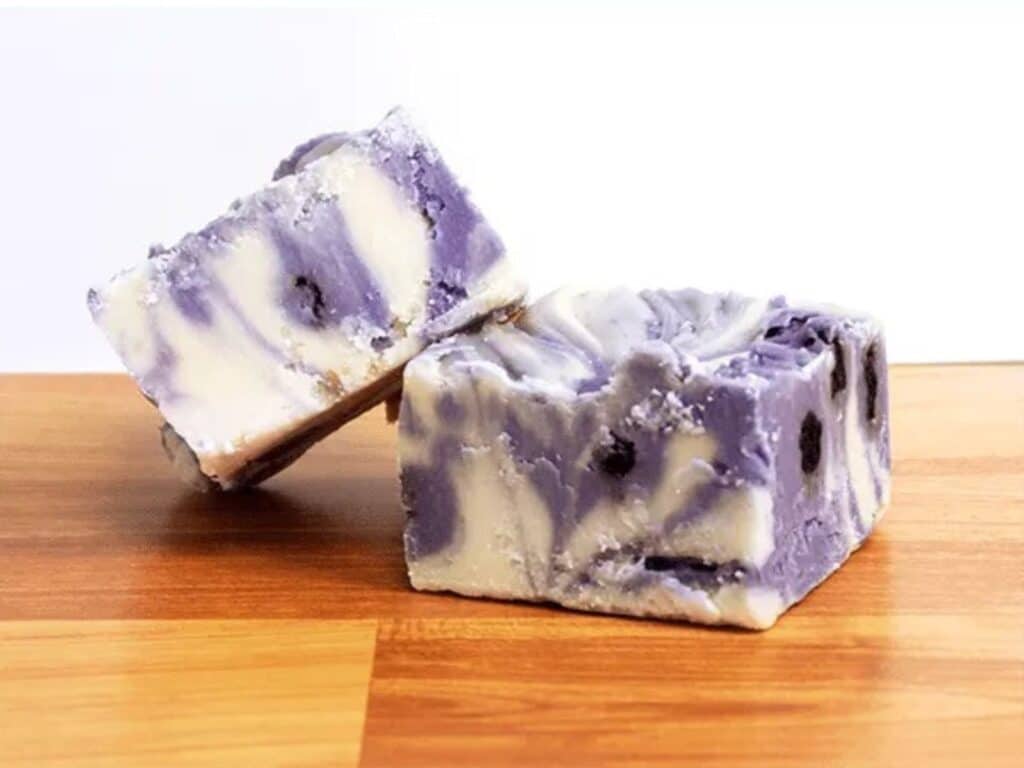 Blueberry flavoured Heini's Cheese Fudge
