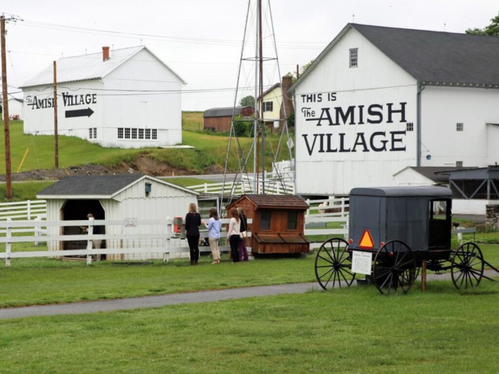 Amish Village barn